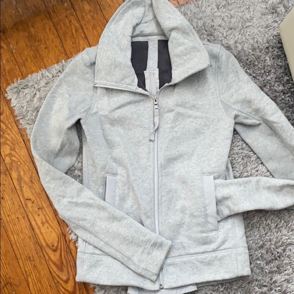NWOT lululemon fitted jacket